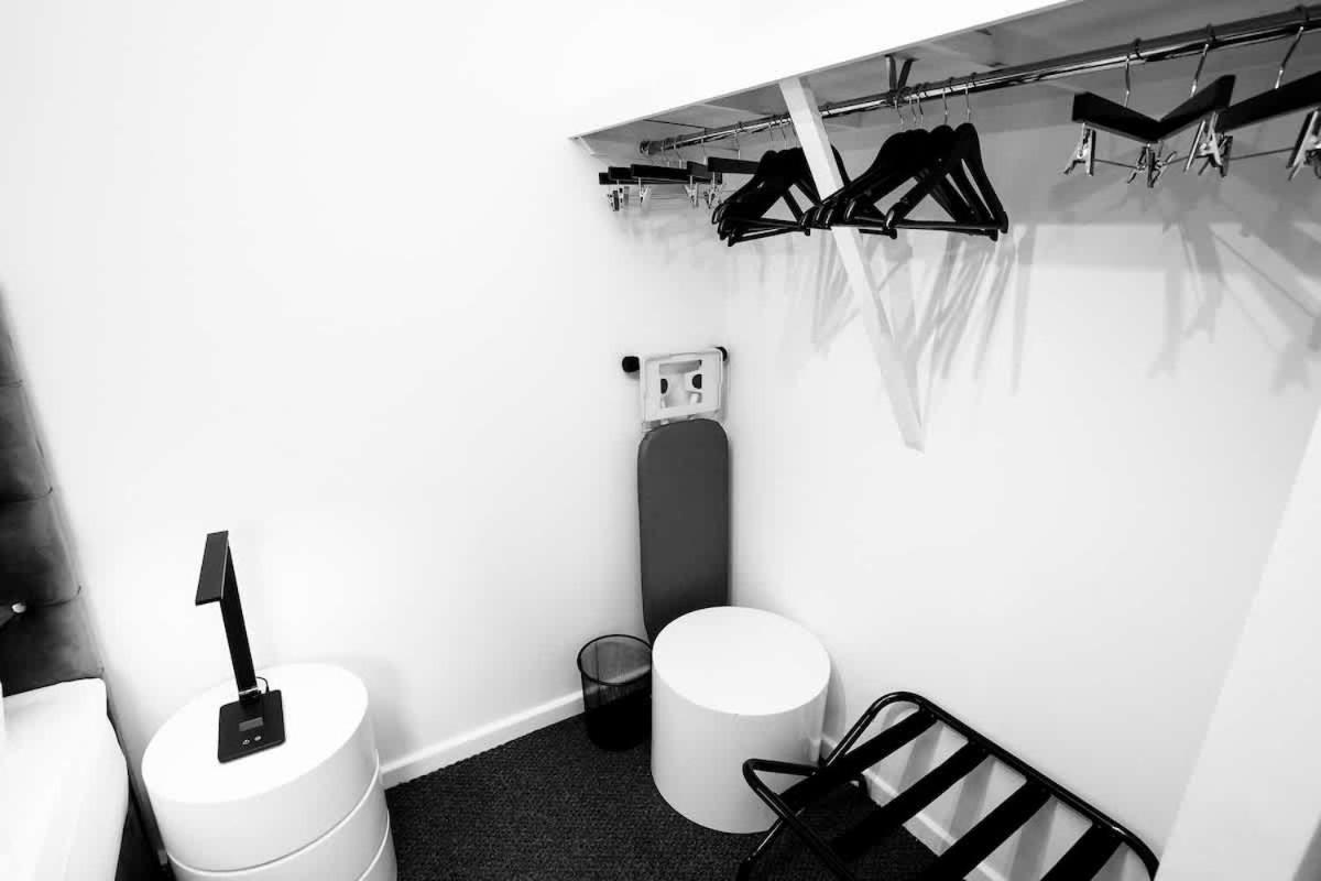 Snug 1Br Apt, Self Check In, Parking, By Derbnb Hilton  Exterior foto